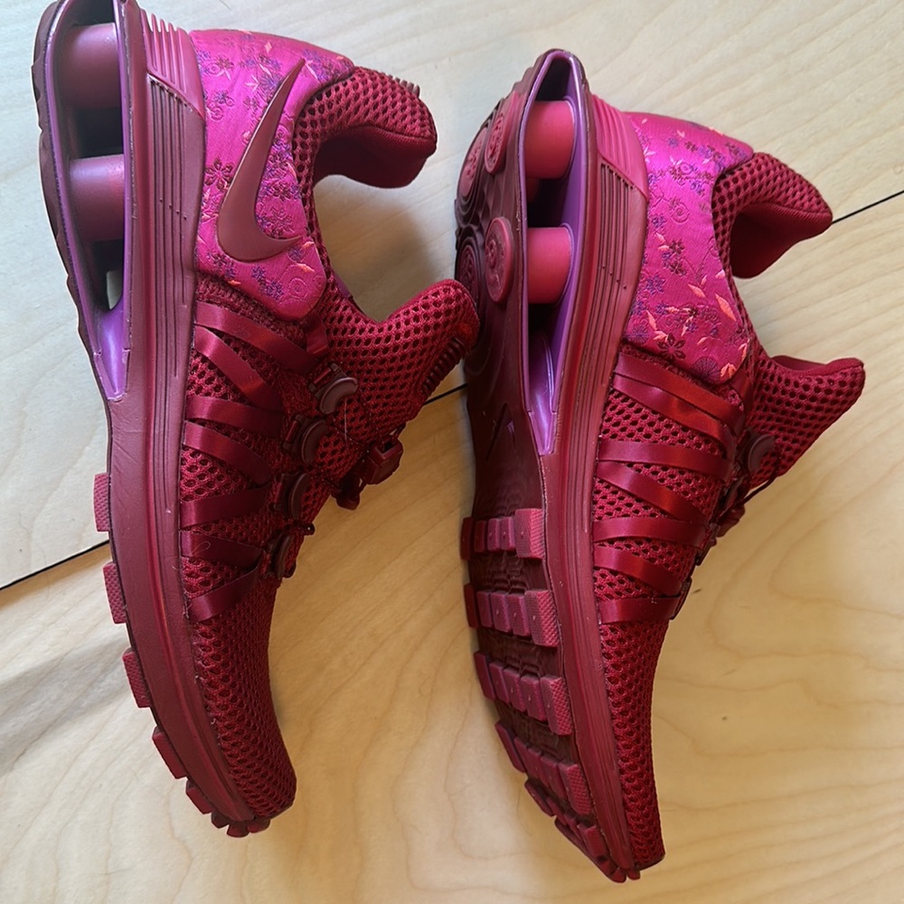 Nike Gravity Shox -Red Crush